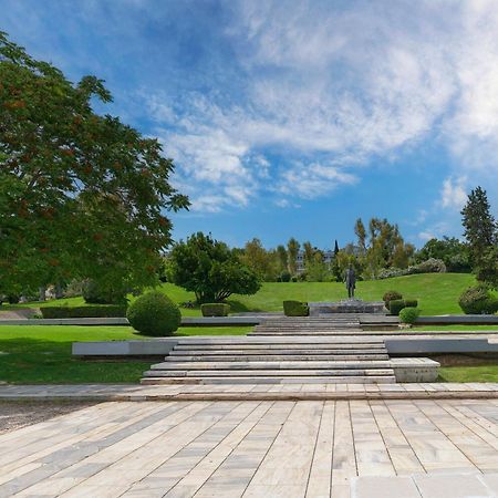 Beautiful Apartment In Kolonaki Atenas Exterior foto