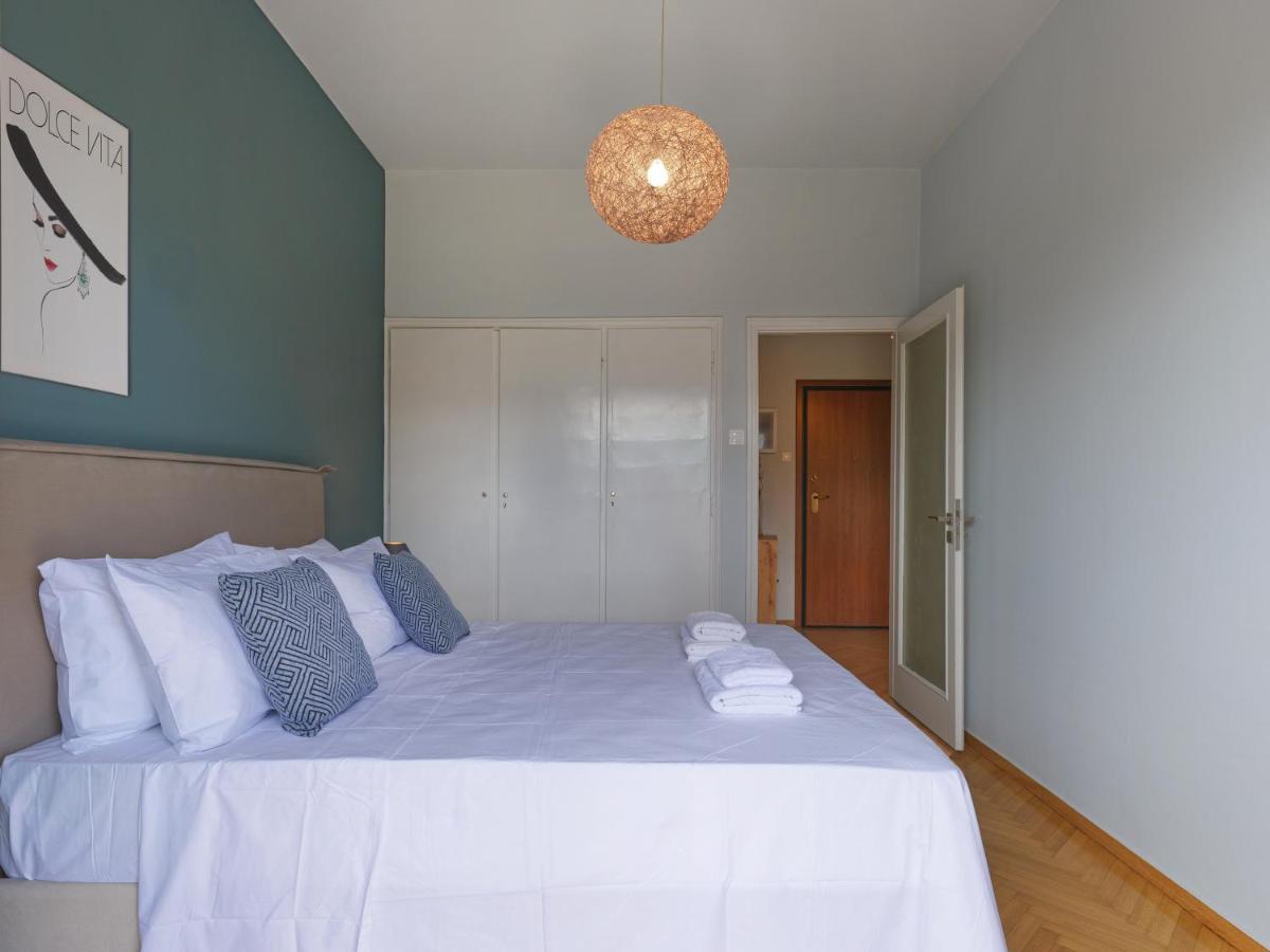 Beautiful Apartment In Kolonaki Atenas Exterior foto